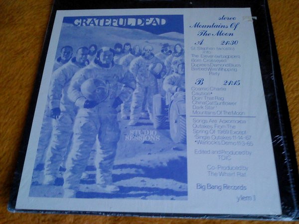 Grateful Dead* - Mountains Of The Moon (LP, Album, Unofficial)
