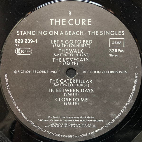 The Cure - Standing On A Beach · The Singles (LP, Comp, Gat)