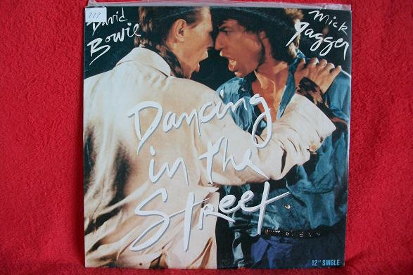 David Bowie and Mick Jagger - Dancing In The Street (12