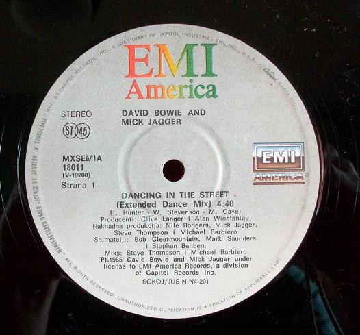David Bowie and Mick Jagger - Dancing In The Street (12