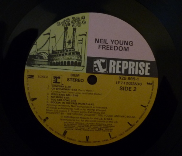 Neil Young - Freedom (LP, Album)