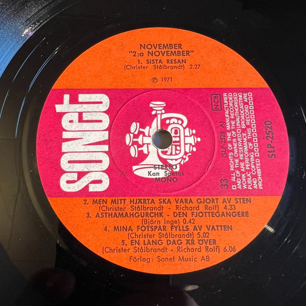 November (3) - 2:a November (LP, Album, Gat)
